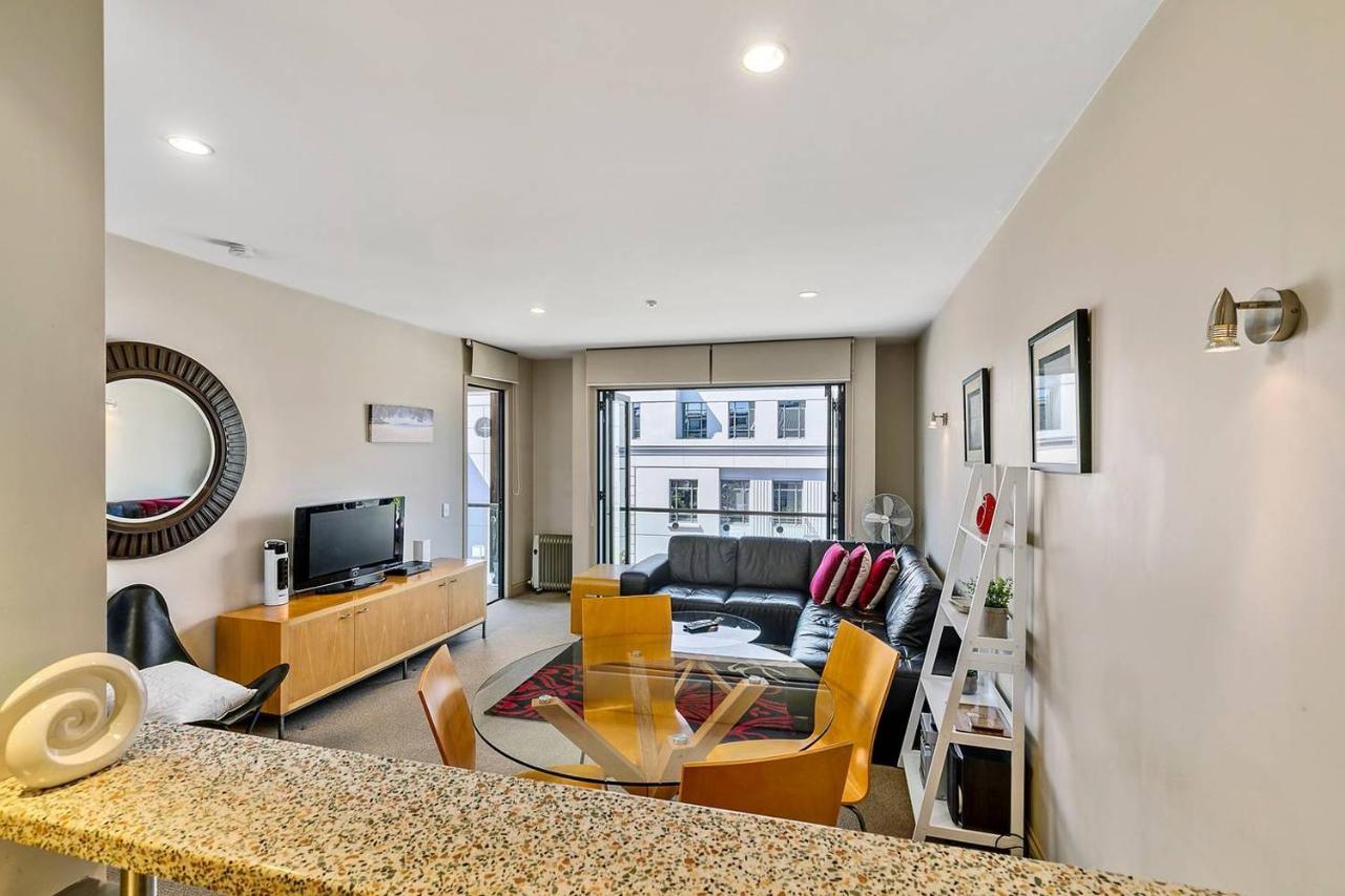 Enormous One Bedroom Beauty In Cbd! Free Parking โอ๊คแลนด์ ภายนอก รูปภาพ